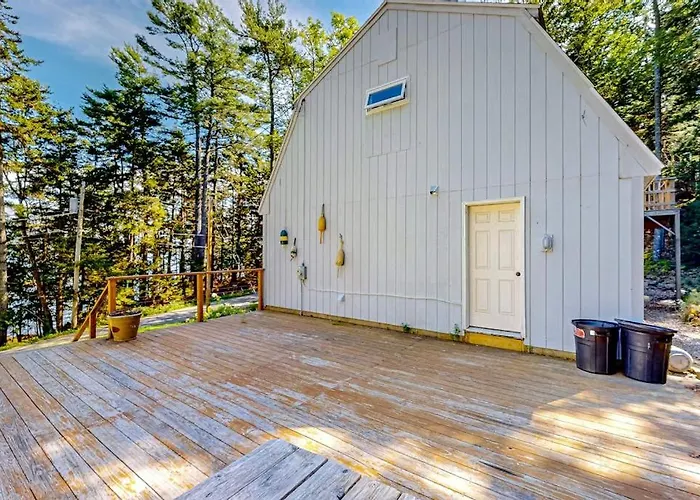 Dog-Friendly Bay View Home - Water Views