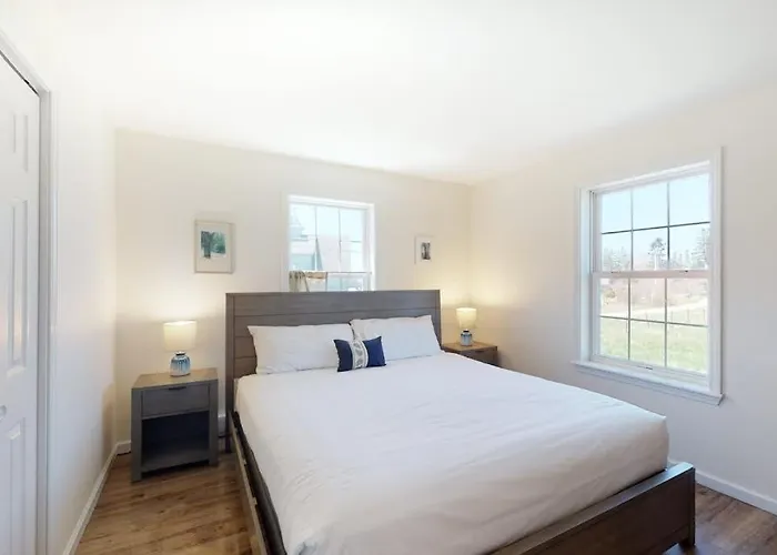 Tranquil Getaway On The Coast With Beach Access, Ocean Views, & Screened Porch