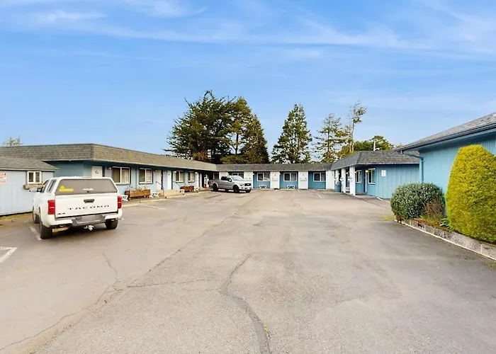 Lamplighter Living Quarters