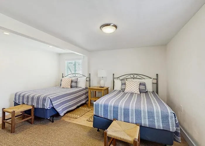 Well-Located, Dog-Friendly Home - Walk To Footbridge & Barrett Park