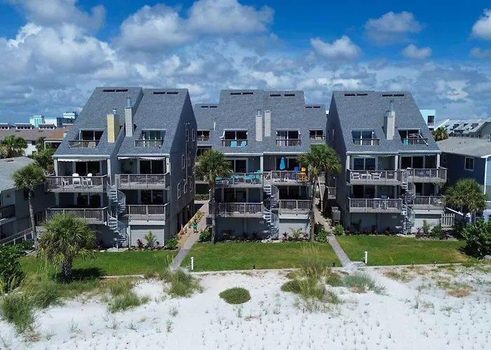 Pelican Pointe 3B