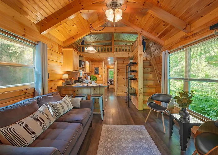 Thomas Cabin Forest Tiny Cabin With Hot Tub
