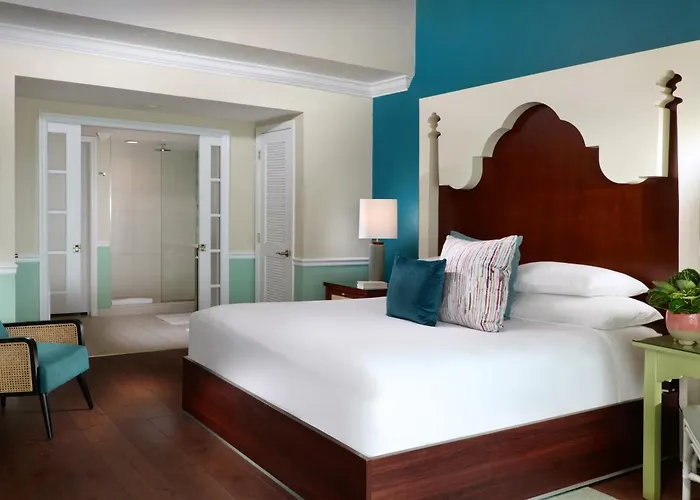 Ocean Key Resort & Spa, A Noble House Resort