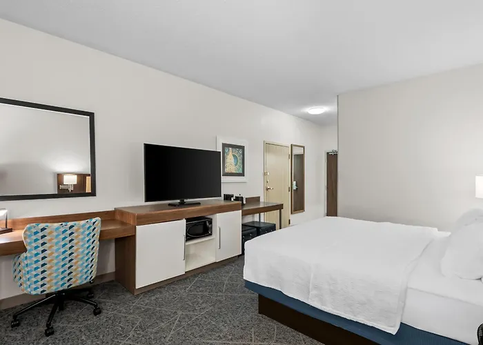 Hampton Inn & Suites East Lansing
