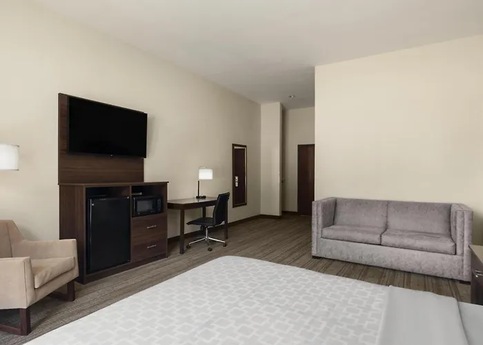 Crown Pointe Lodge; BW Signature Collection