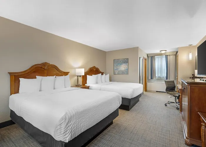 Best Western Plus Dubuque Hotel And Conference Center