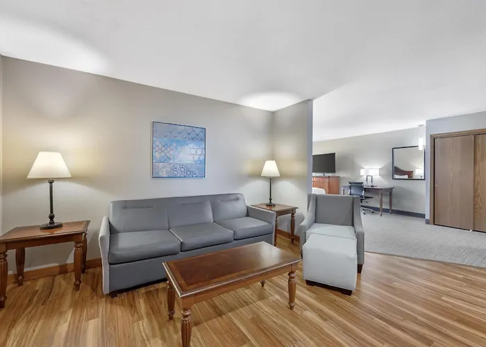Best Western Plus Dubuque Hotel And Conference Center