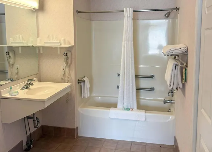 Smart Suites, An Ascend Collection Hotel