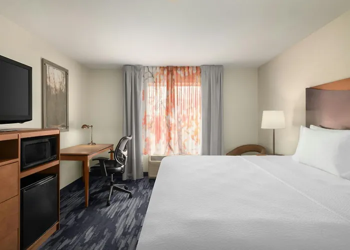 Fairfield Inn & Suites By Marriott Marietta