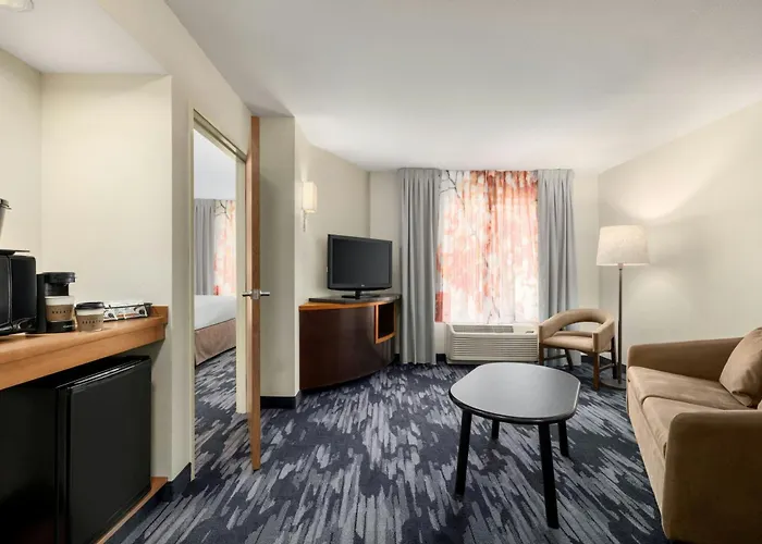 Fairfield Inn & Suites By Marriott Marietta