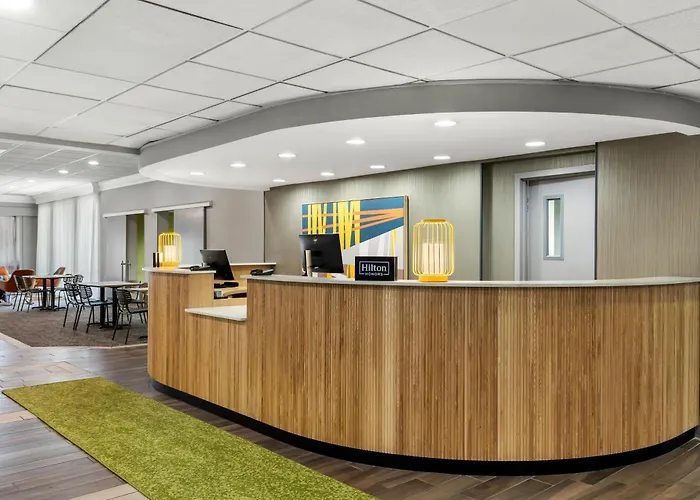 Spark By Hilton Akron Fairlawn