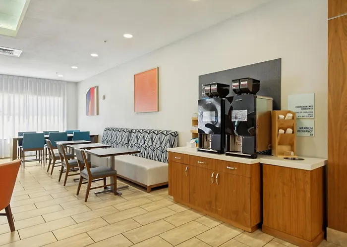Holiday Inn Express & Suites Salt Lake City South-Murray By Ihg