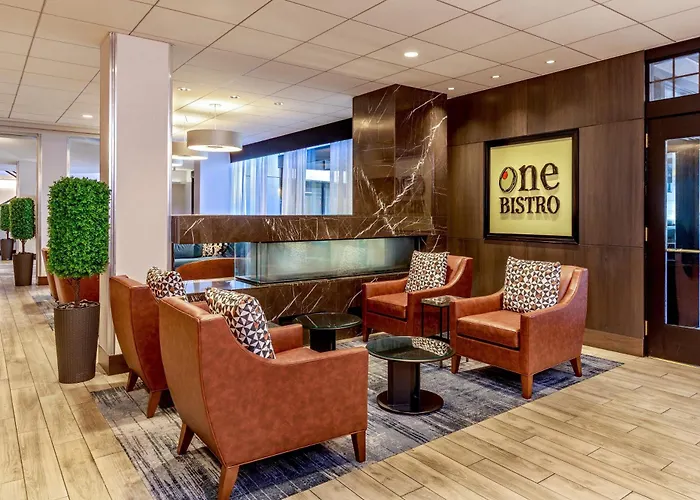 Four Points By Sheraton Norwood Conference Center