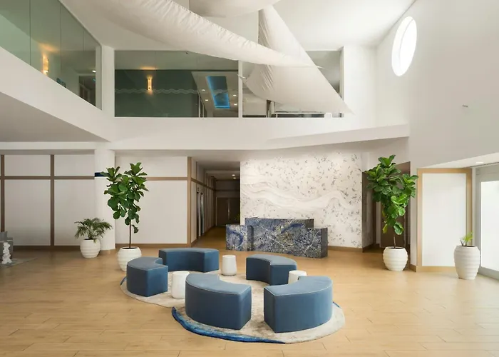 Maritime Hotel Fort Lauderdale Airport&Cruiseport