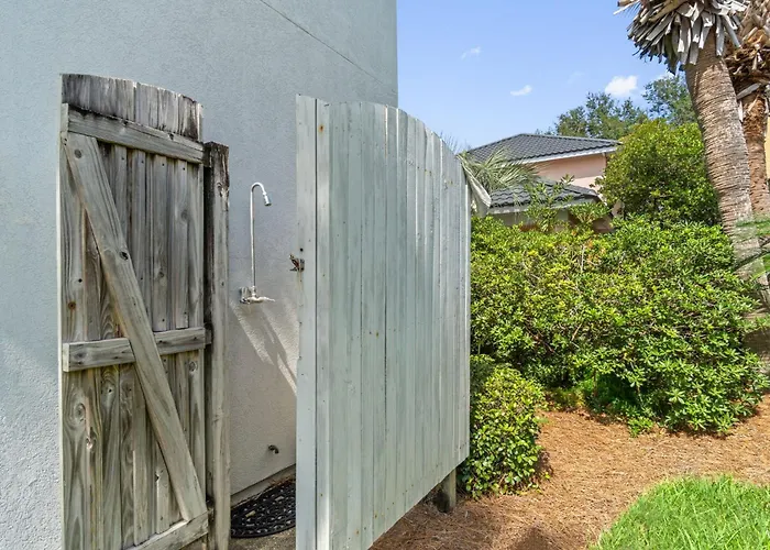 Beach Jewel 5Bd-3 1/2 Bath -5 Min Walk To Beach!