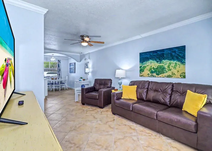 Barefoot Beach Resort F104