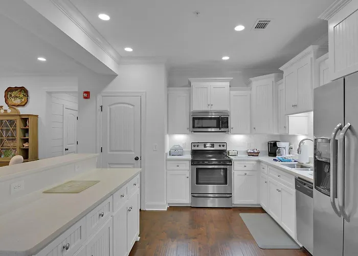 1903 Mariner'S Circle