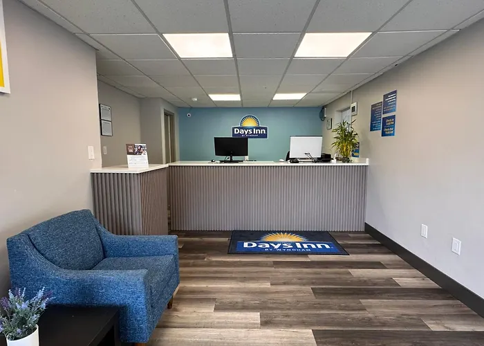 Days Inn By Wyndham Gainesville Hospital - University Area