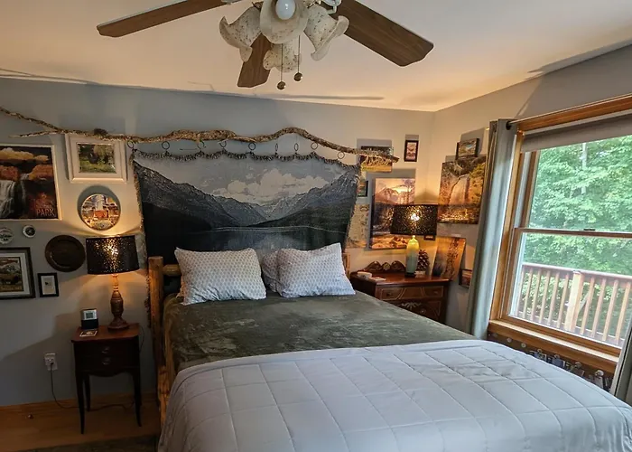 Pond Memories - National Parks Suite - Paddling Included!