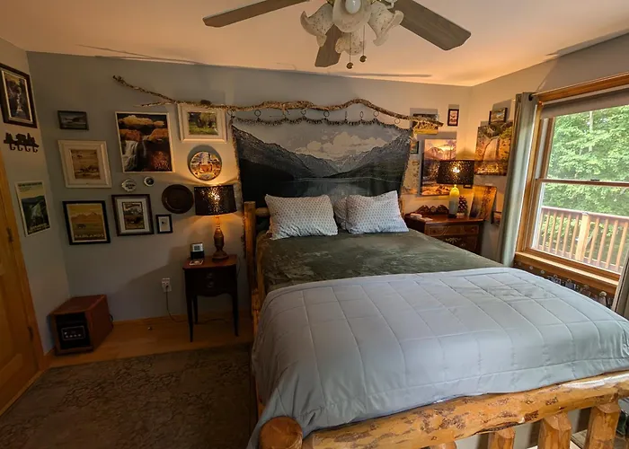 Pond Memories - National Parks Suite - Paddling Included!