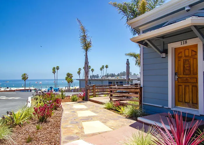 Edgewater Beach Inn