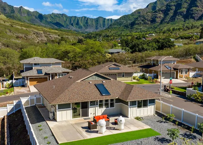 Makaha Hideaway By Avantstay
