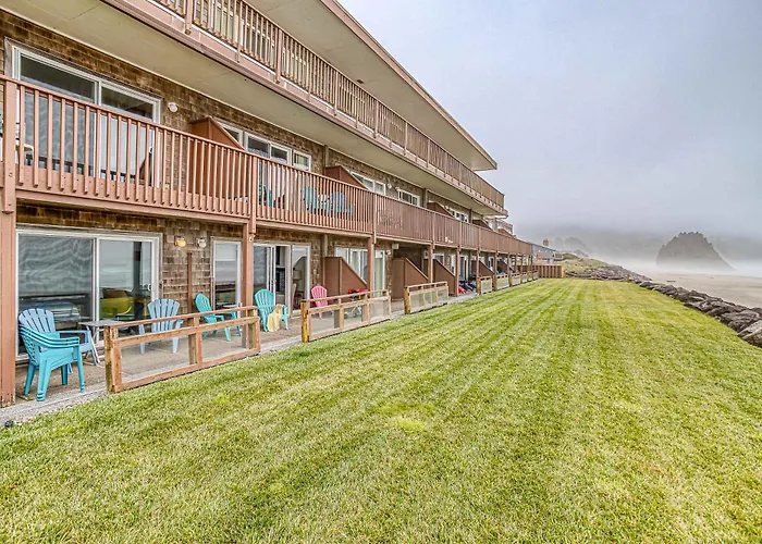 Waveside Hideaway, Unit 11