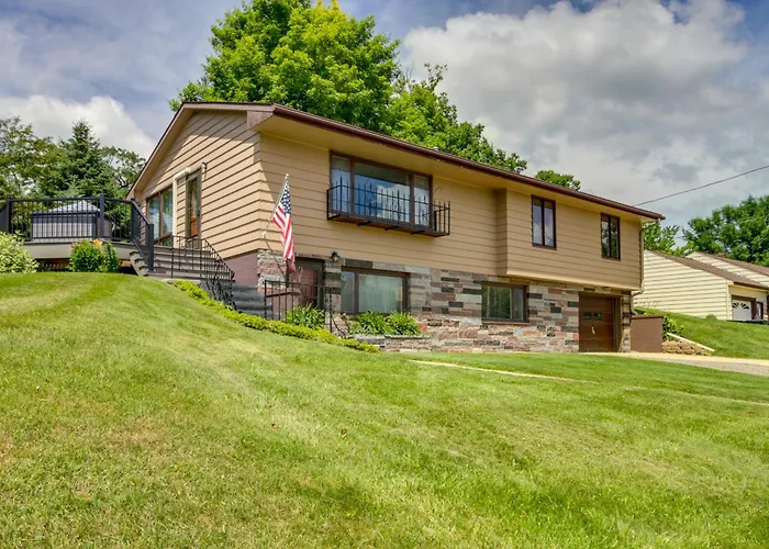Walk To Lake Beach: Glenwood Vacation Rental!