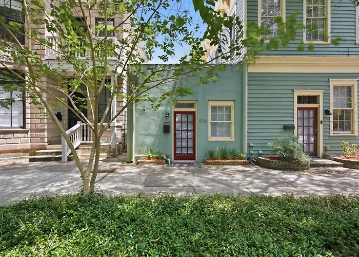 The Magnolia Retreat In Historic Savannah 1Br