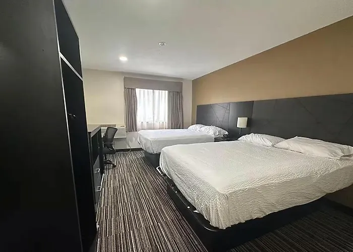 Baymont By Wyndham Bridgeton St Louis