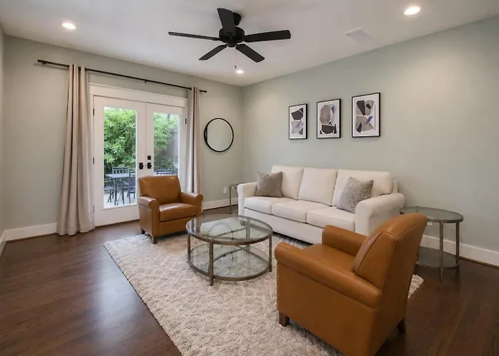 Southern Charm Meets Easy Convenience 5 Mins To Dt