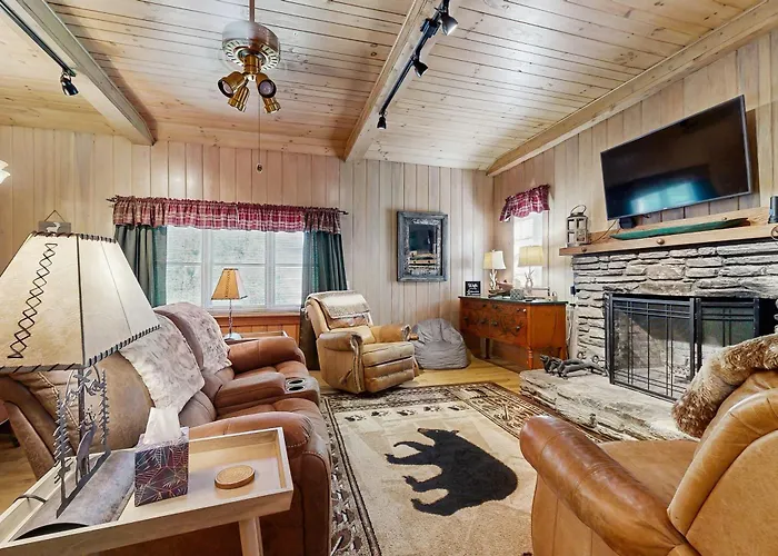 Bradley Bear Hideaway
