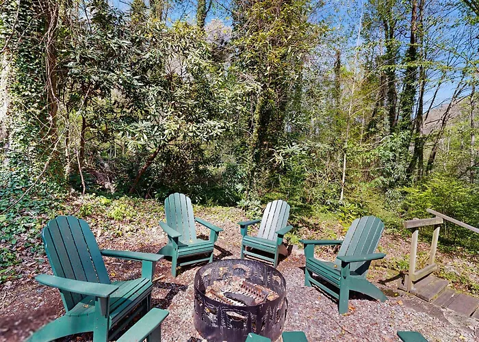 Bradley Bear Hideaway