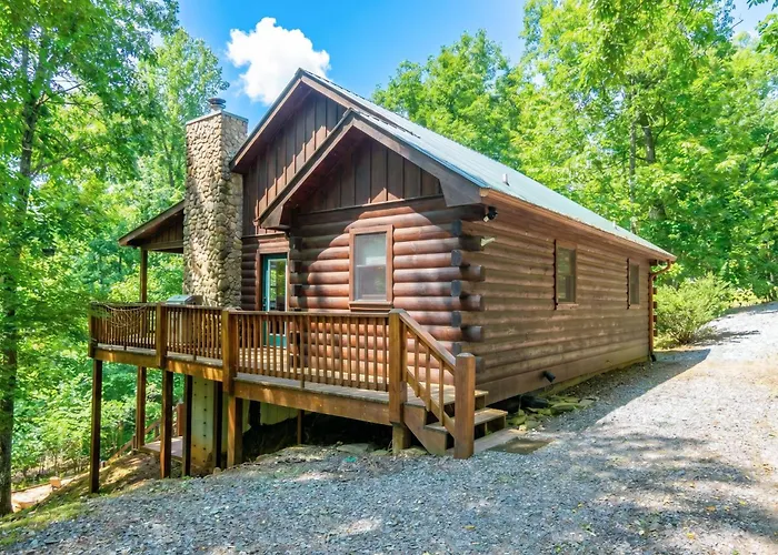 Rivendell - Morganton, Ga - Take In Beautiful Lake Views, Soak In The Hot Tub, Rack Up A Game Of Pool, And Enjoy Game Nights In