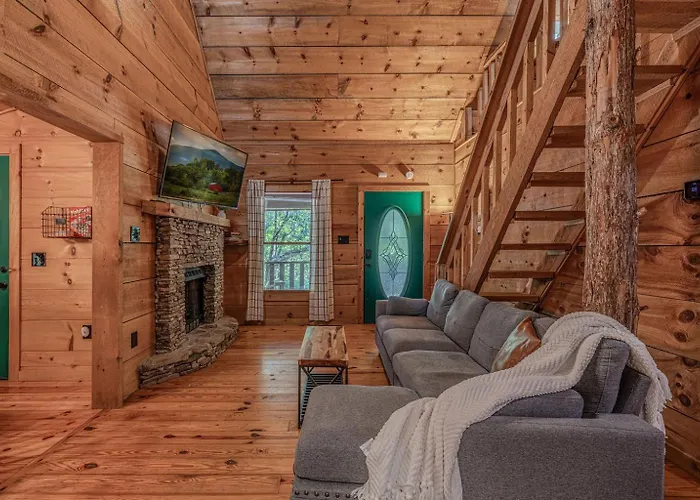 Smokies Cabin With Hot Tub And Arcade Games