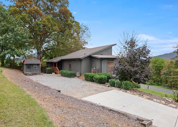 Blackwood Mountain House