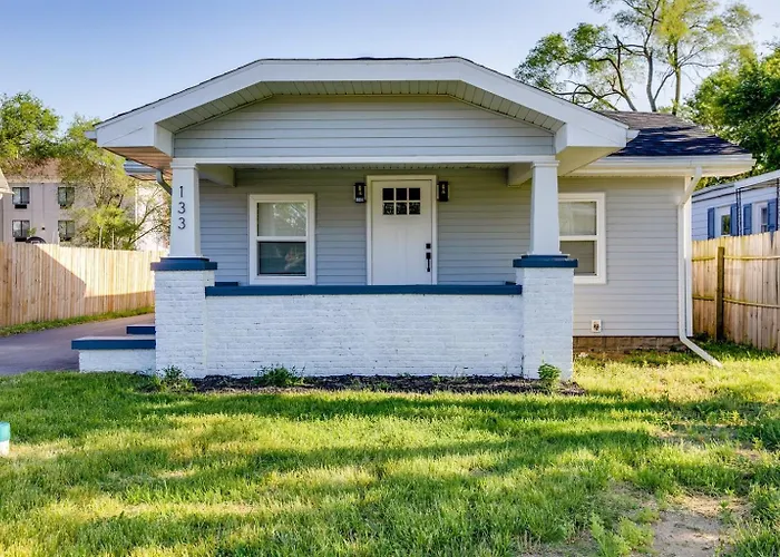 Cozy 2Br Home Near Nd - Perfect For Game Day Stays