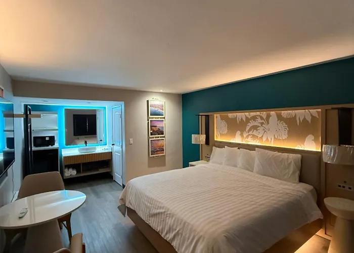 Harbor Bay Inn