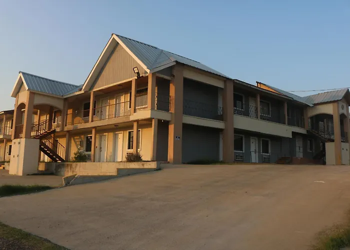 Mg Inn & Suites