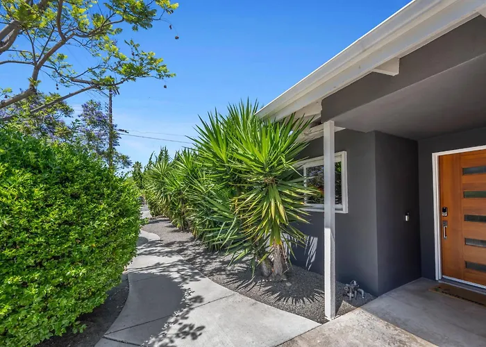 Agua Dulce - Mid Century Oasis - Pool &Hot Tub