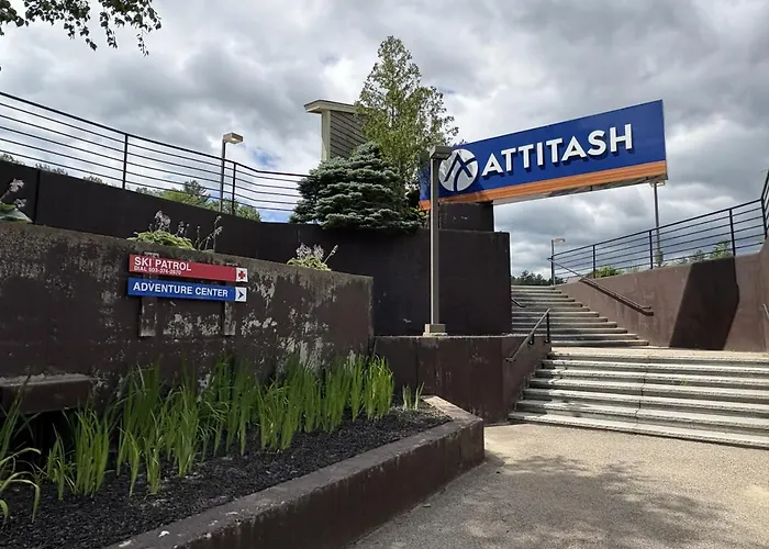 Attitash Townhouse: Ac, Pool, Storyland, Saco River