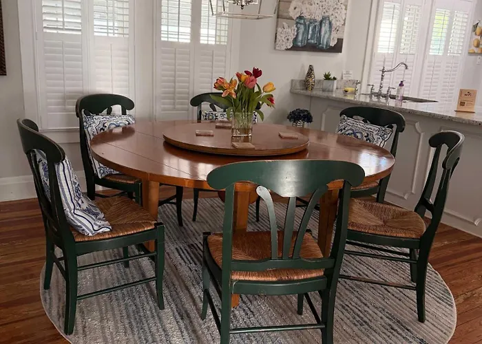 Rivercrest Bungalow Retreat
