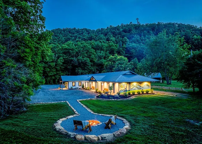Lodge At Mount Mitchell