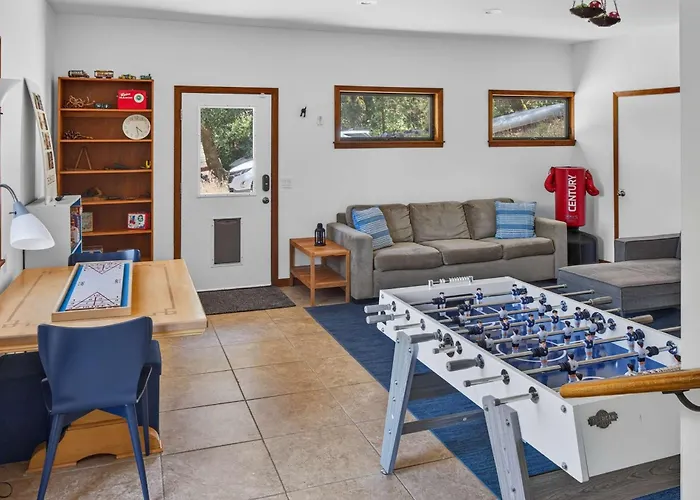 Sunny Grove Retreat