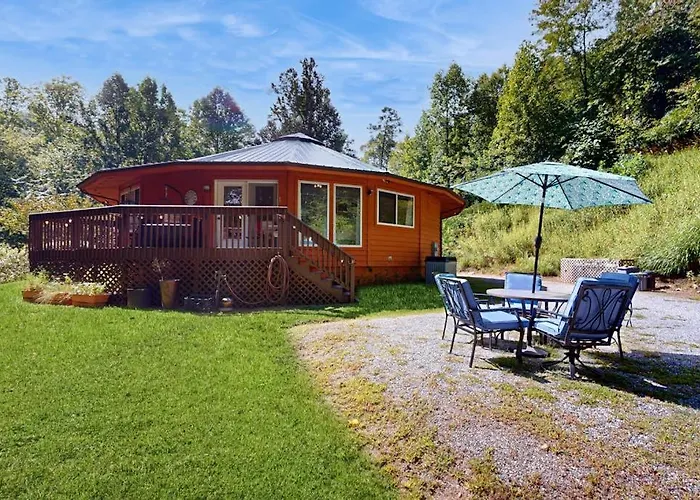 Circle House In The Smoky Mountains