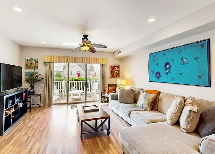 Ocean Reach --- 21 Bellevue St Unit 5