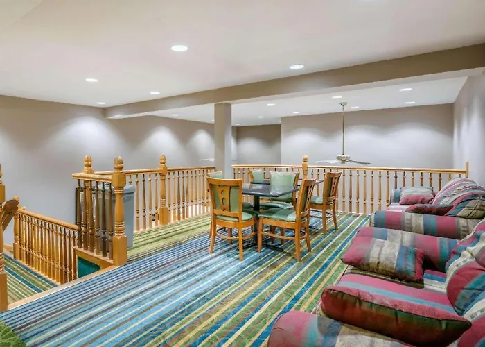 Quality Inn & Suites Jefferson City