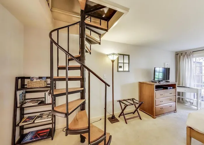 Quiet Studio Near Glen Park