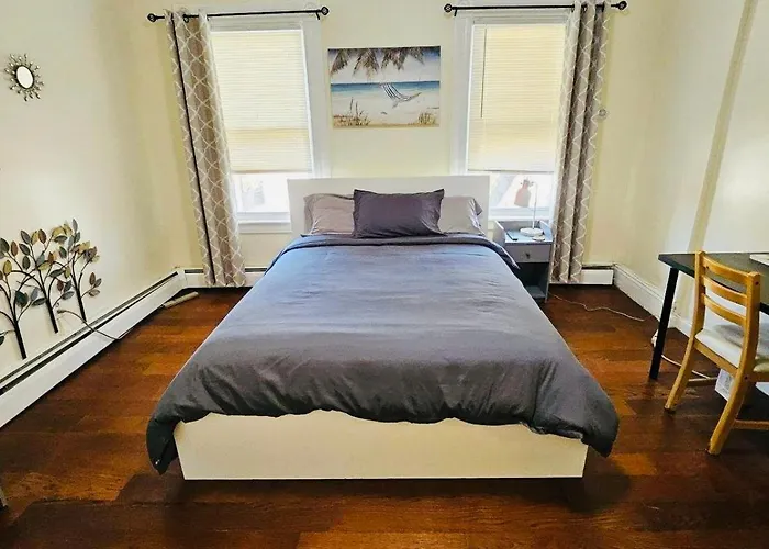 533F Nice Apartment Near Whole Foods, Brown University, Miriam Hospital