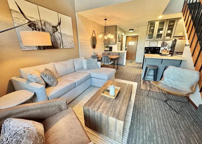 Ski-In/Ski-Out 1Br+Loft | Moose Mtn Views | Pool